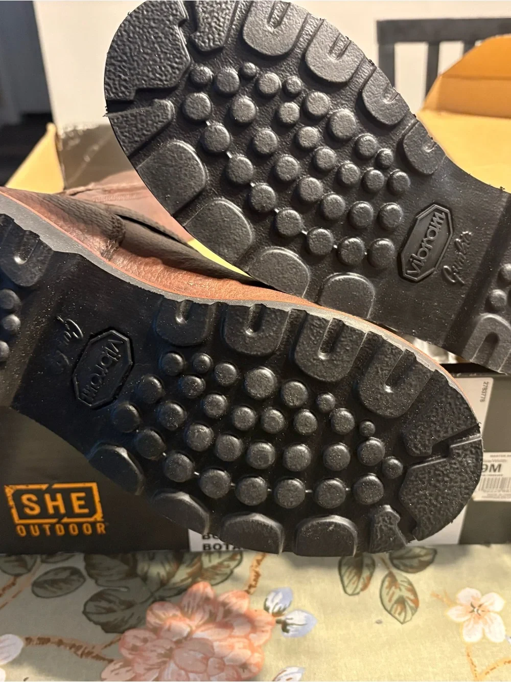 Brand New SHE Outdoor Lubbock 2.0 Waterproof Snake Boots Size 9